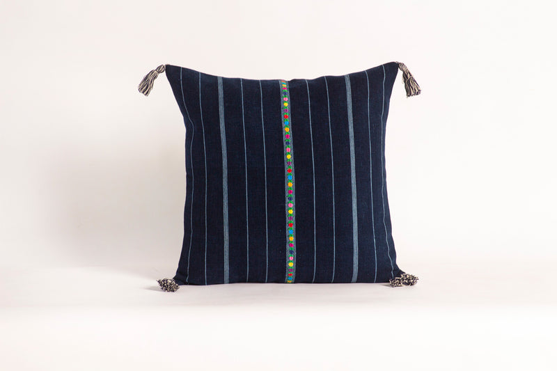 Coussin Carré Brodé Bleu